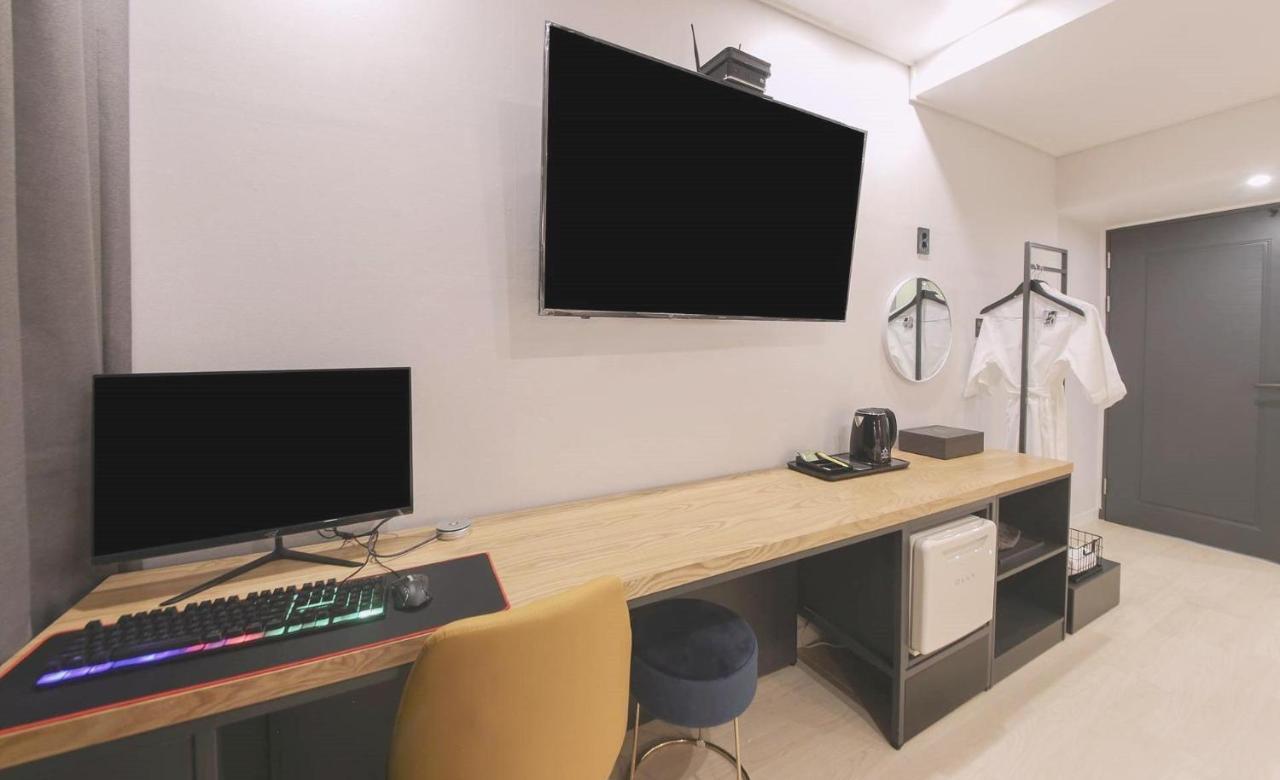 Ariel Hotel Puszan Kültér fotó