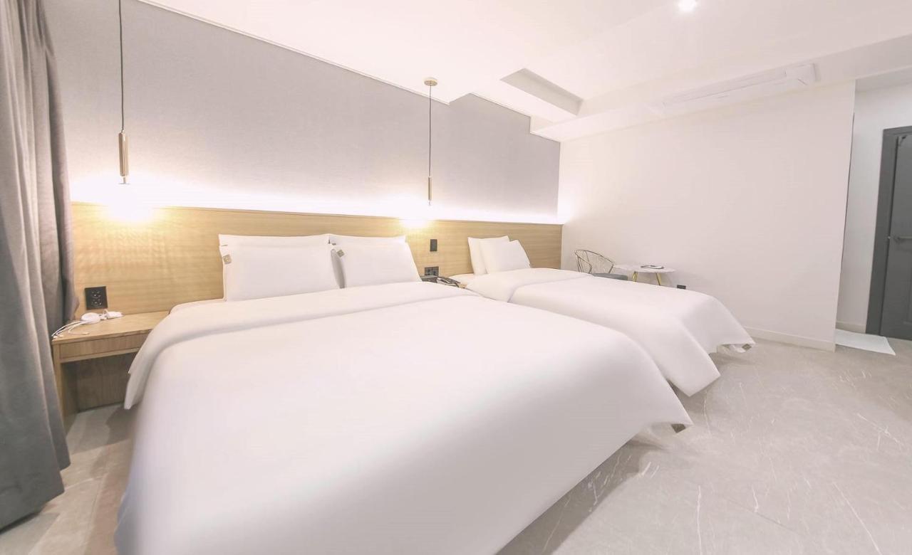 Ariel Hotel Puszan Kültér fotó
