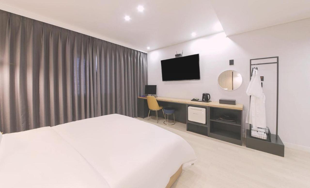 Ariel Hotel Puszan Kültér fotó
