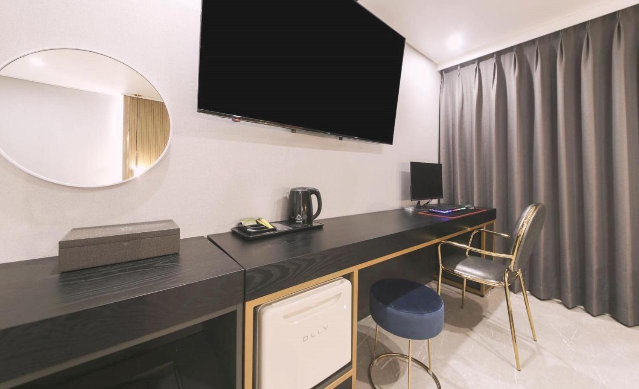 Ariel Hotel Puszan Kültér fotó