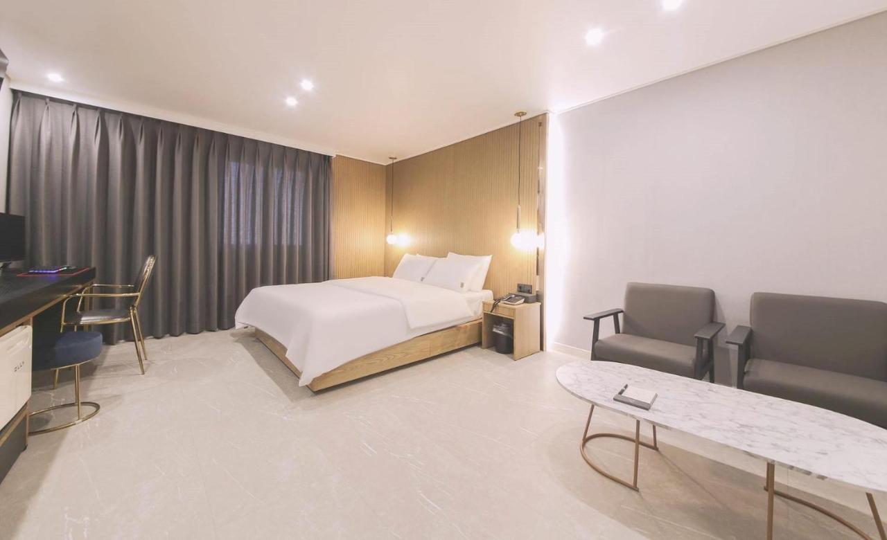 Ariel Hotel Puszan Kültér fotó