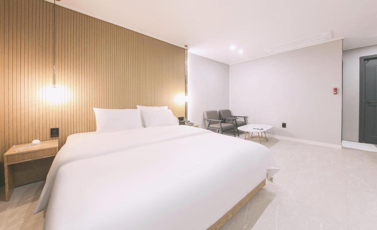 Ariel Hotel Puszan Kültér fotó