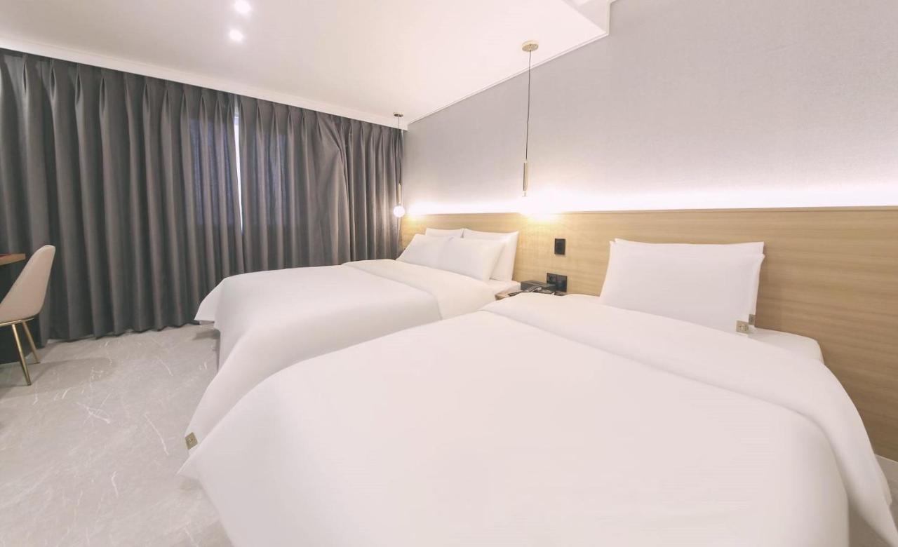 Ariel Hotel Puszan Kültér fotó